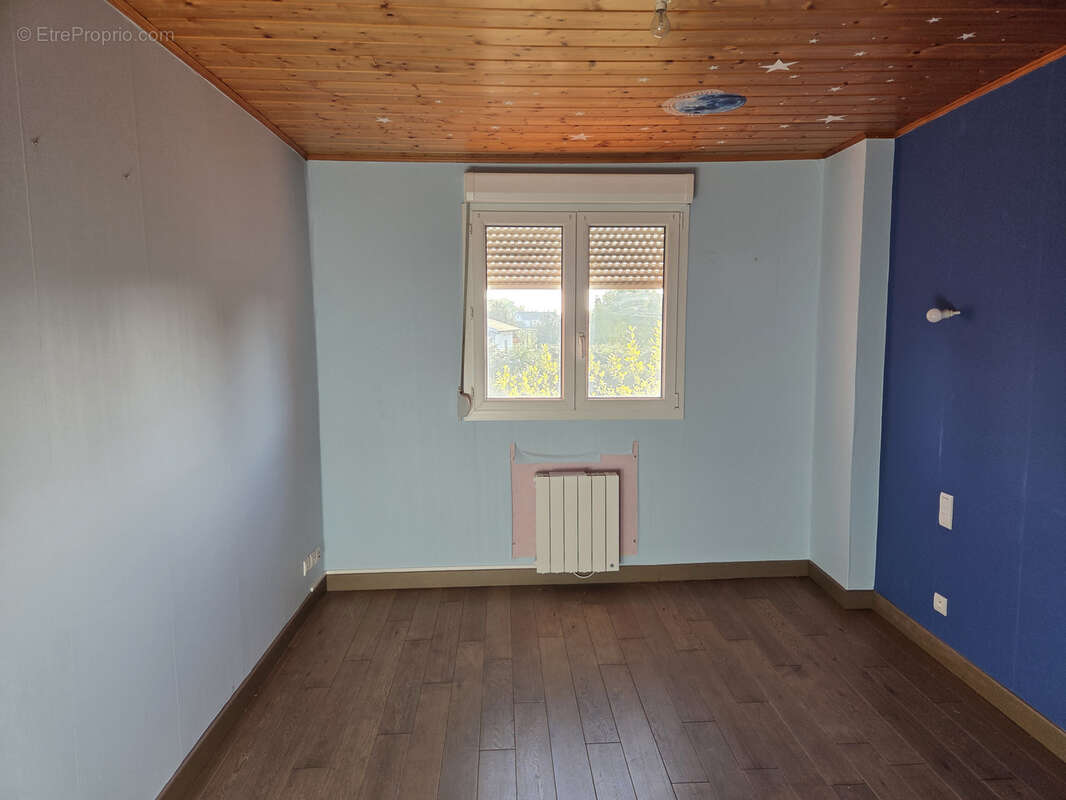 Appartement à ETALANS
