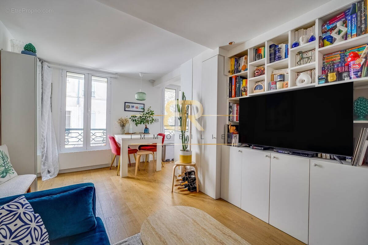 Appartement à PARIS-11E