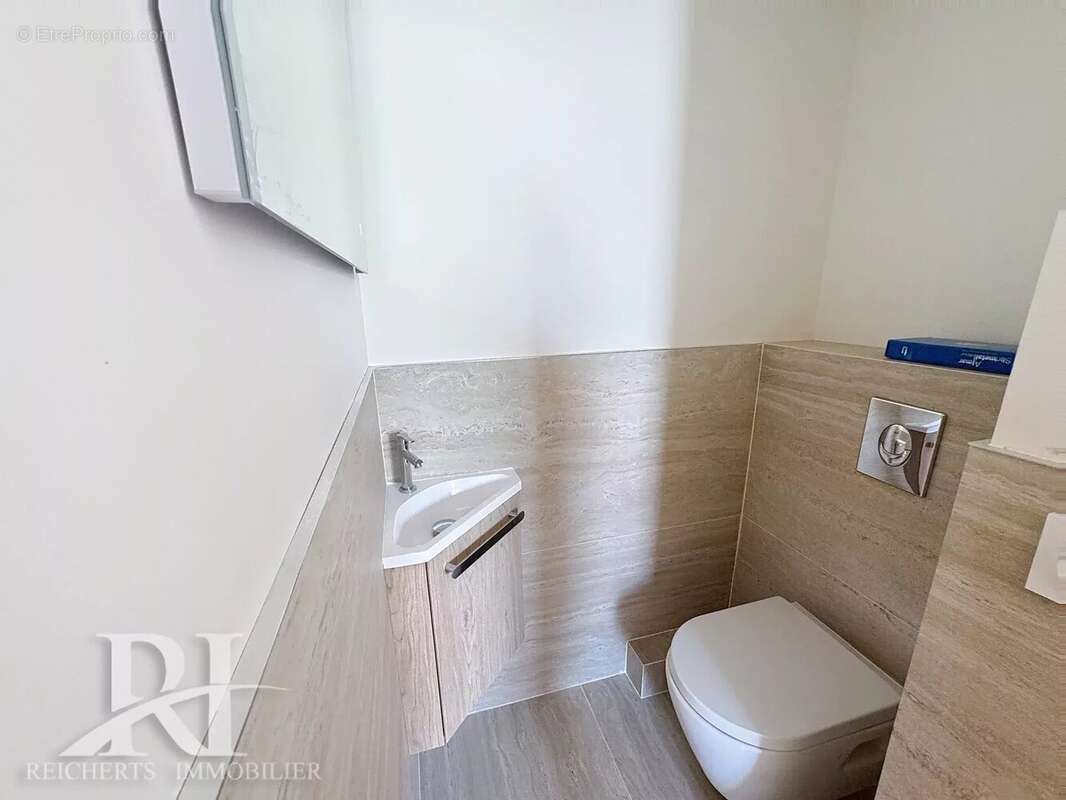 Appartement à MANDELIEU-LA-NAPOULE