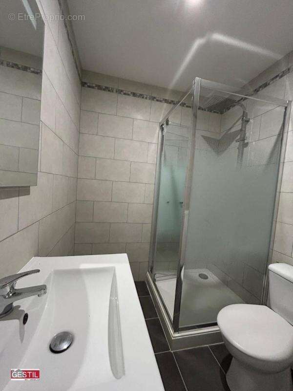 Appartement à CHARS