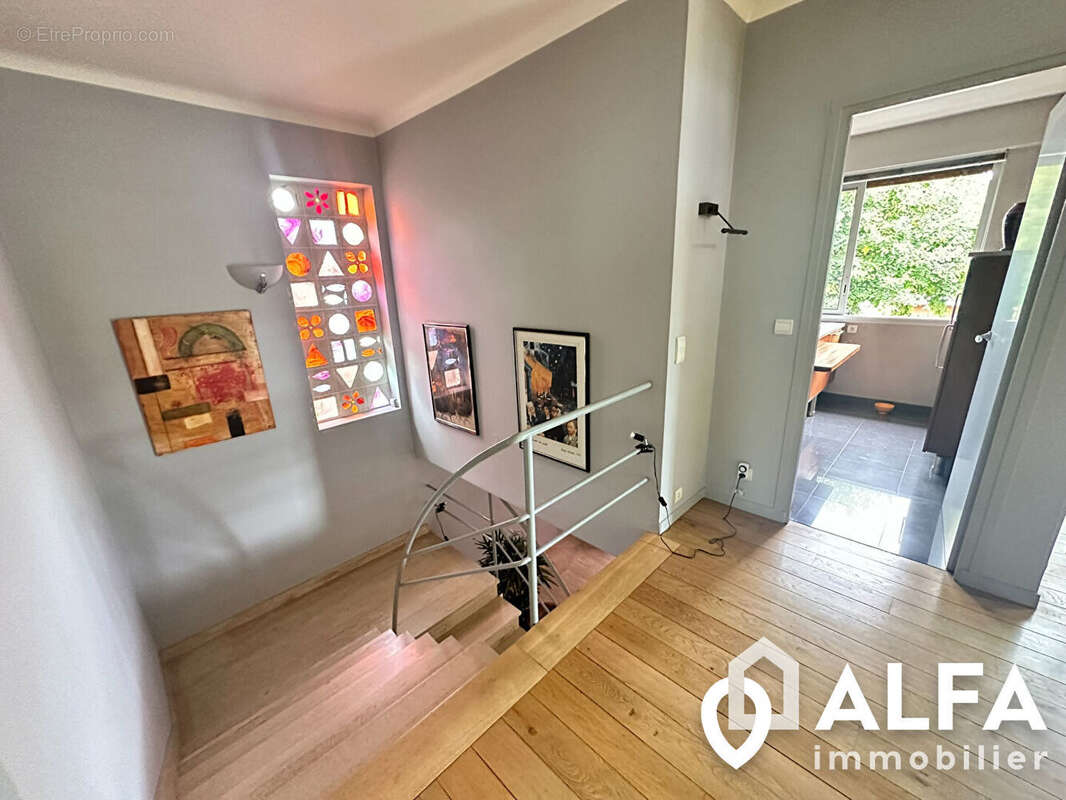 Maison à DEUIL-LA-BARRE