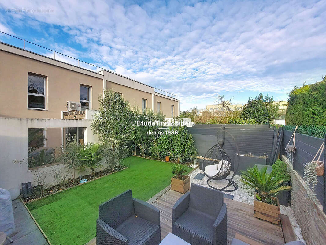 Maison à RILLIEUX-LA-PAPE