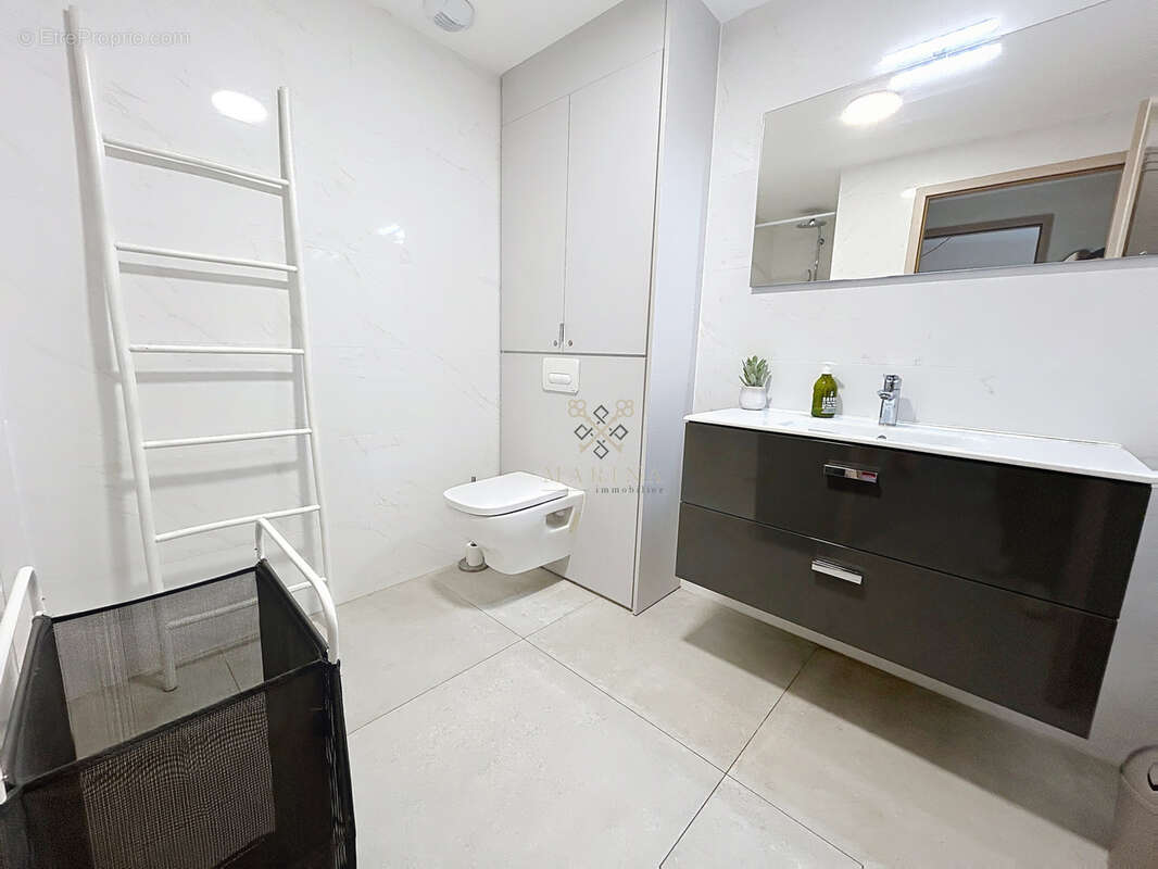 Superbe appartement une chambre - terrasse - proche centre de porto vecchio - photo 9