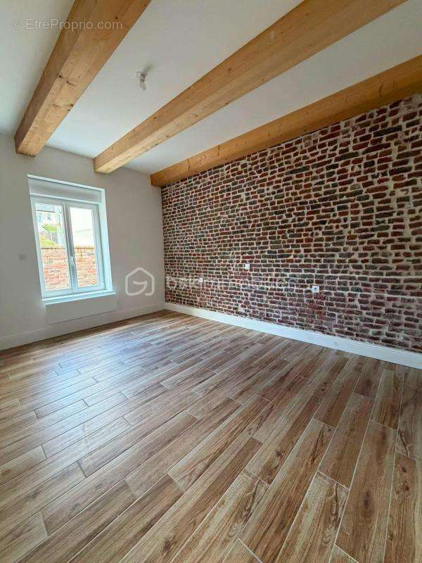 Maison entièrement rénovée deux chambres - photo 4