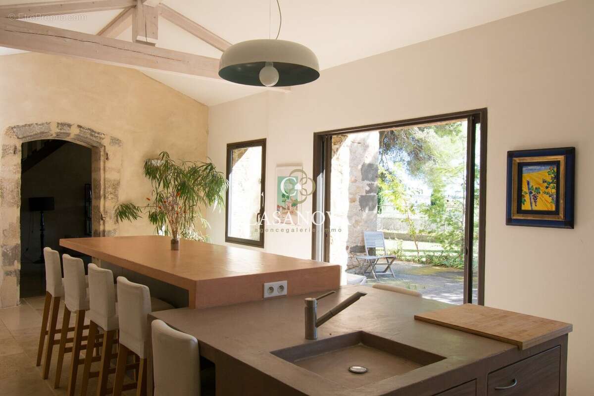 15 min de PEZENAS Magnifique mas rénové 300 m² habitables idéal pour chambres d'hôtes - photo 10