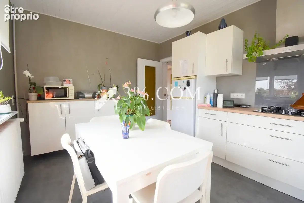 Maison familiale de 160 m2 à Colombey-les-Belles   À seulement 20 min de Toul ! - photo 5