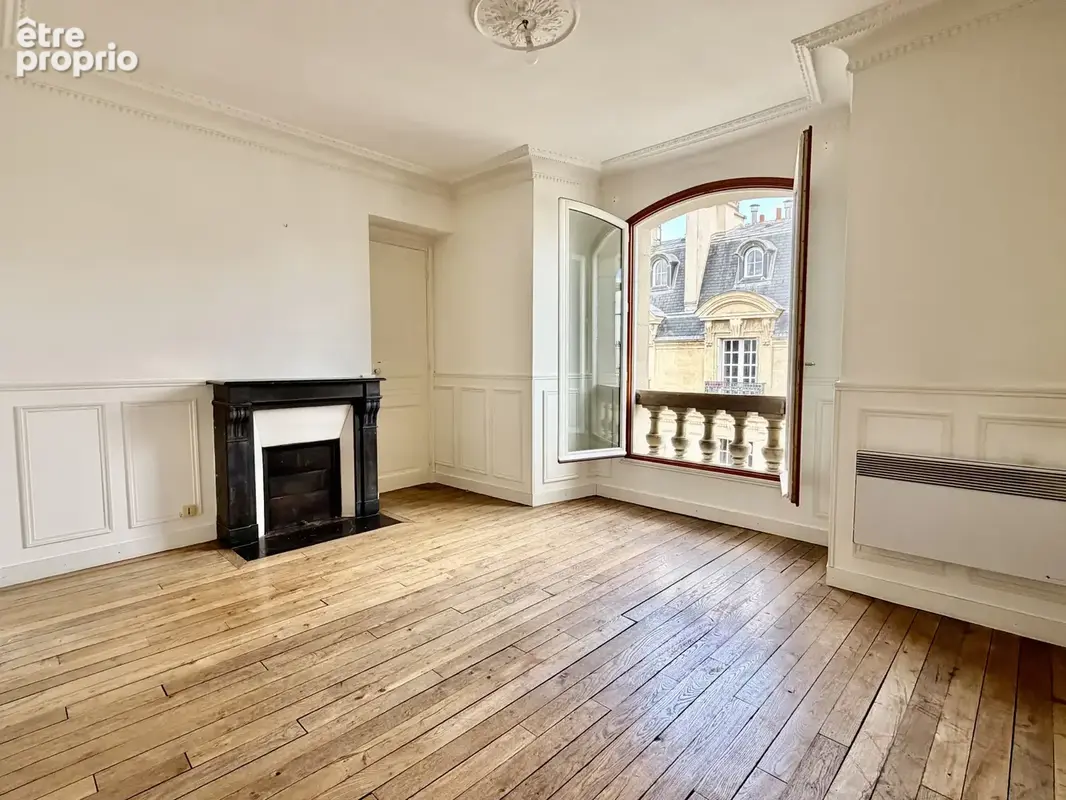 Appartement à PARIS-12E