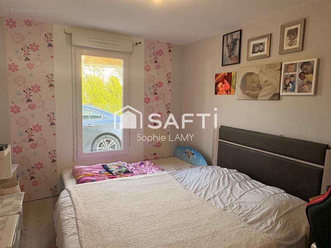 Maison 86 m² à Saint-Leger-Triey  - photo 7