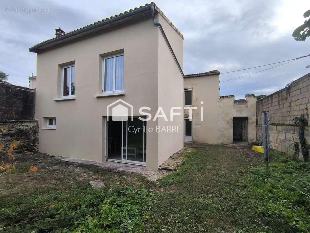 Photo 2 - Appartement à RUELLE-SUR-TOUVRE