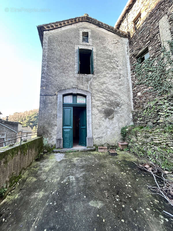 En Cévennes, Maison de village à rénover, à vendre - photo 2