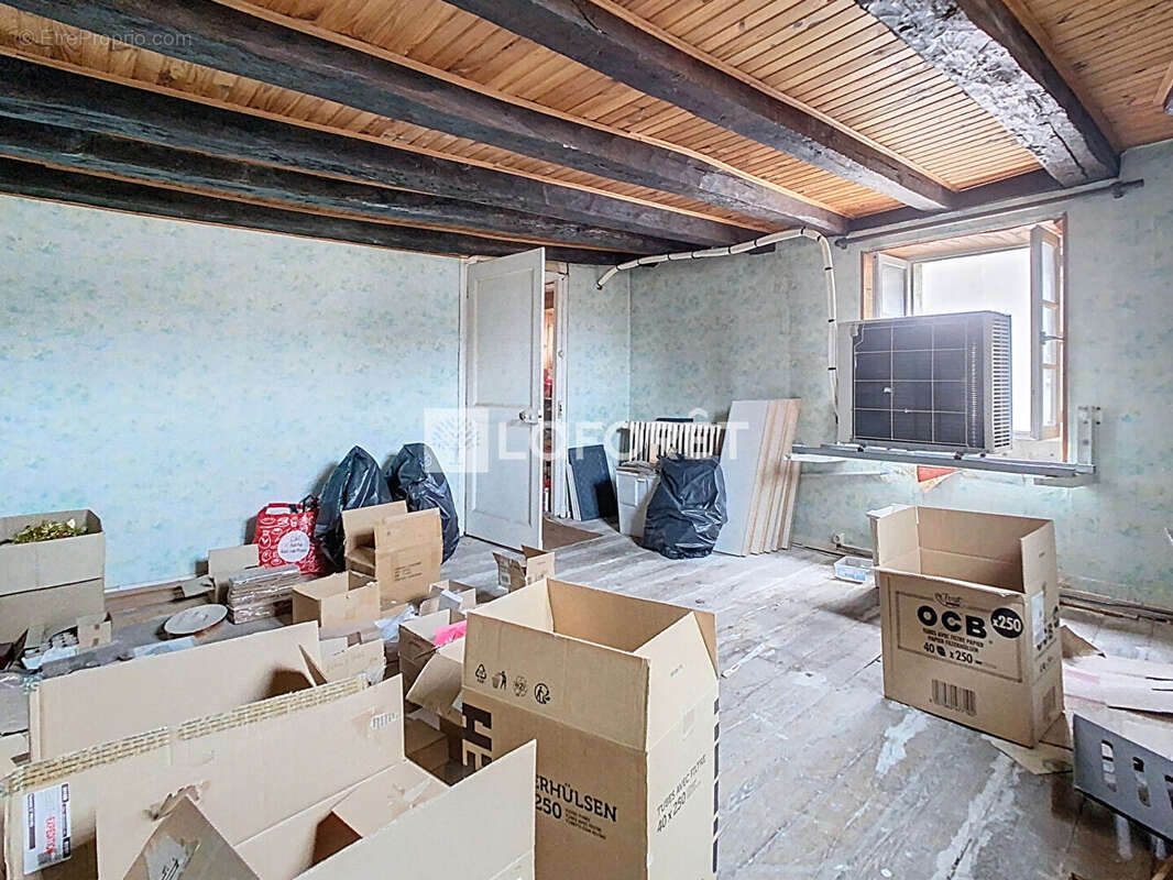 Commerce à CHAUMONT