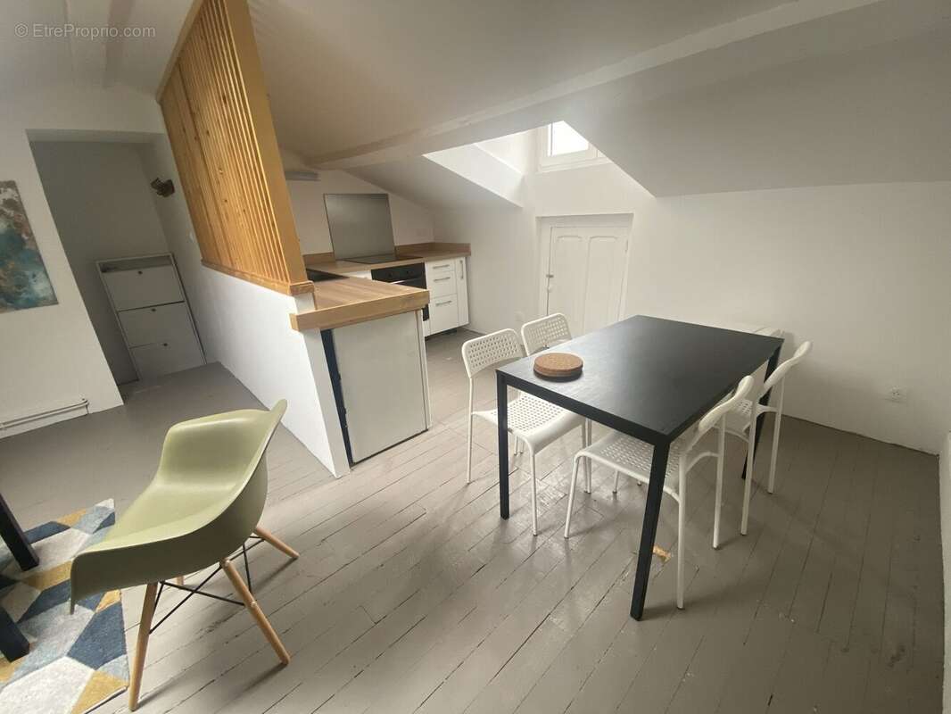 Appartement à SAINT-ETIENNE
