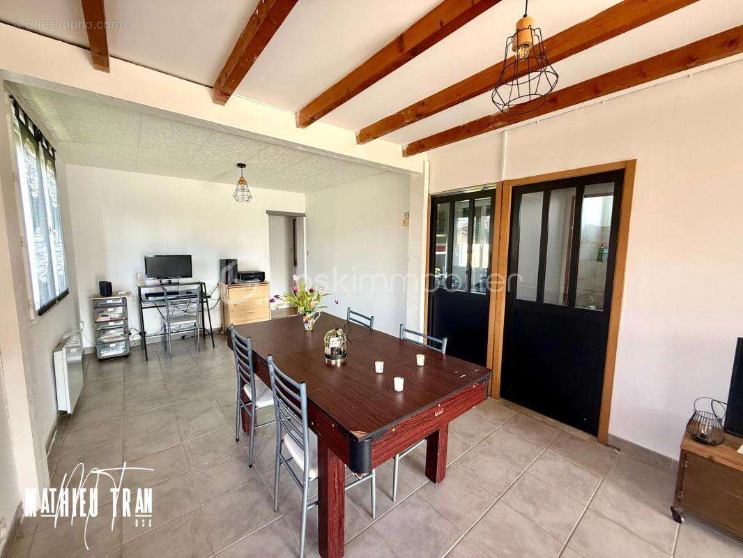 Maison charmante des années 60 avec terrasse couverte - photo 4