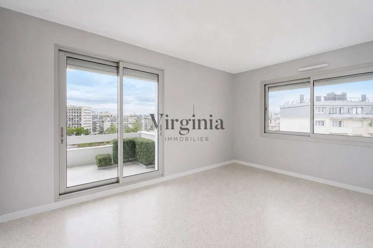 Appartement à CHARENTON-LE-PONT
