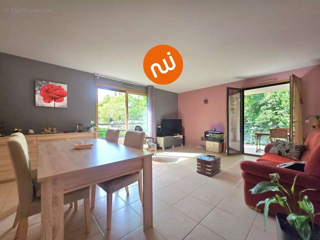 Appartement à TASSIN-LA-DEMI-LUNE