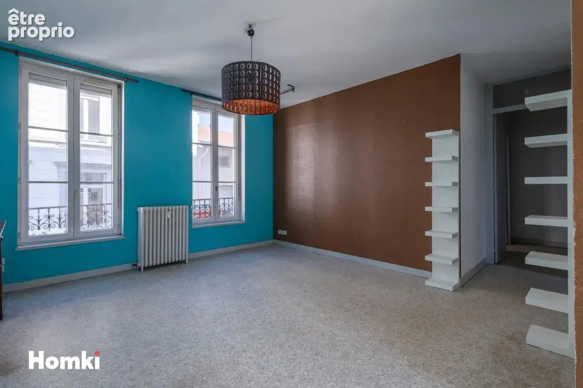 Appartement T2 de 59 m² à Saint-Étienne 42000, Place Fourneyron - photo 2