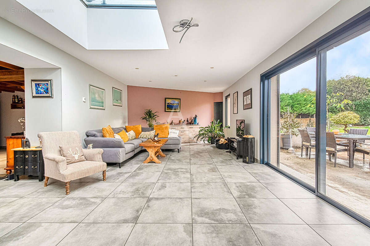 Maison à SAINT-AUGUSTIN-DES-BOIS