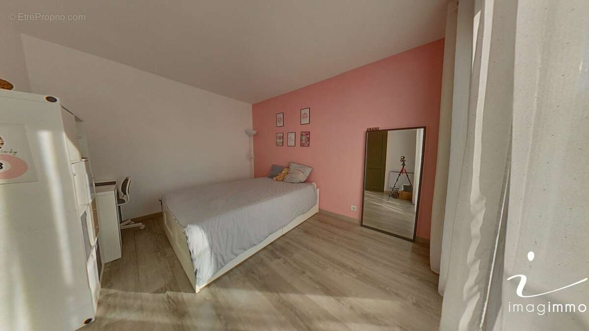 Maison à SAINT-JEAN-DE-VEDAS