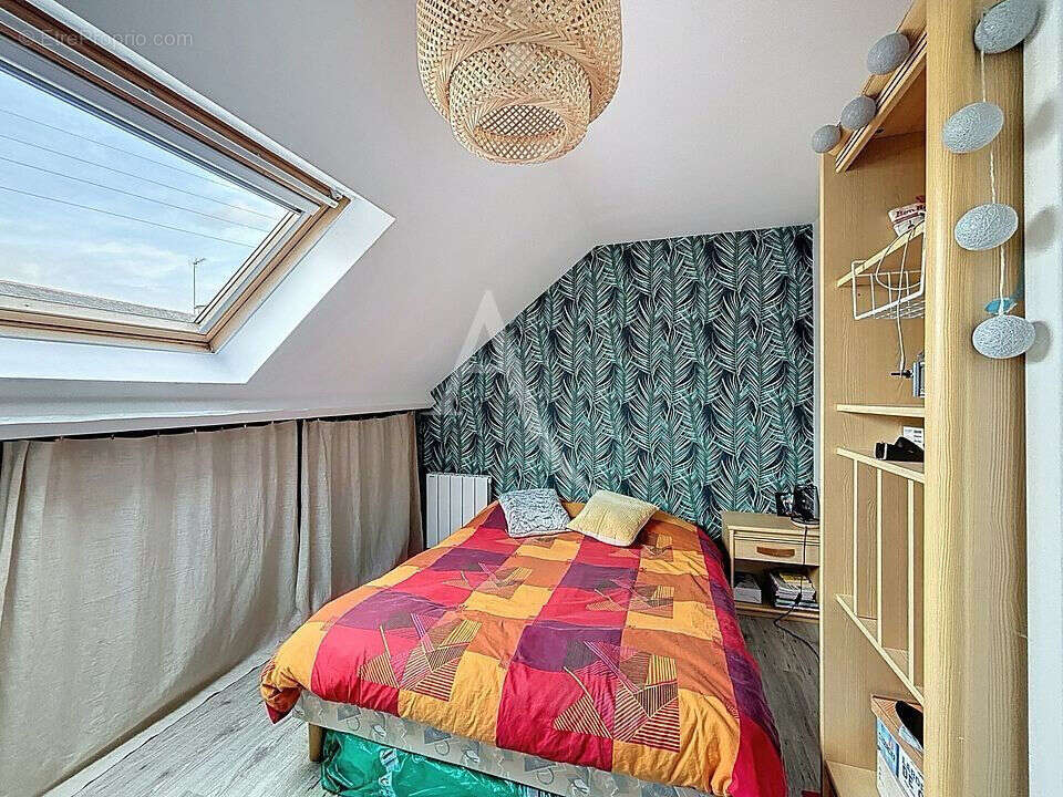 Maison à SAINT-BARTHELEMY-D'ANJOU