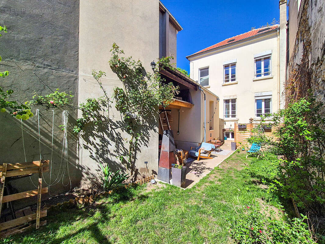 Maison à MELUN