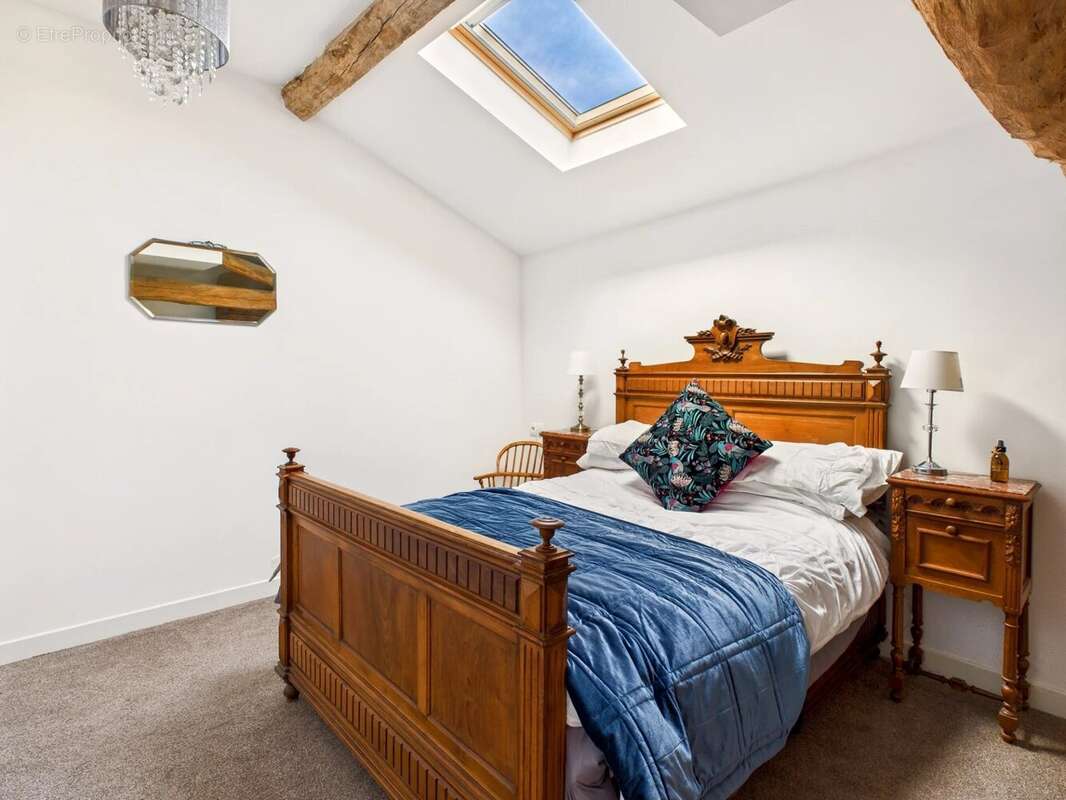Superbe Maison de Campagne avec Seconde Maison et Granges - photo 8