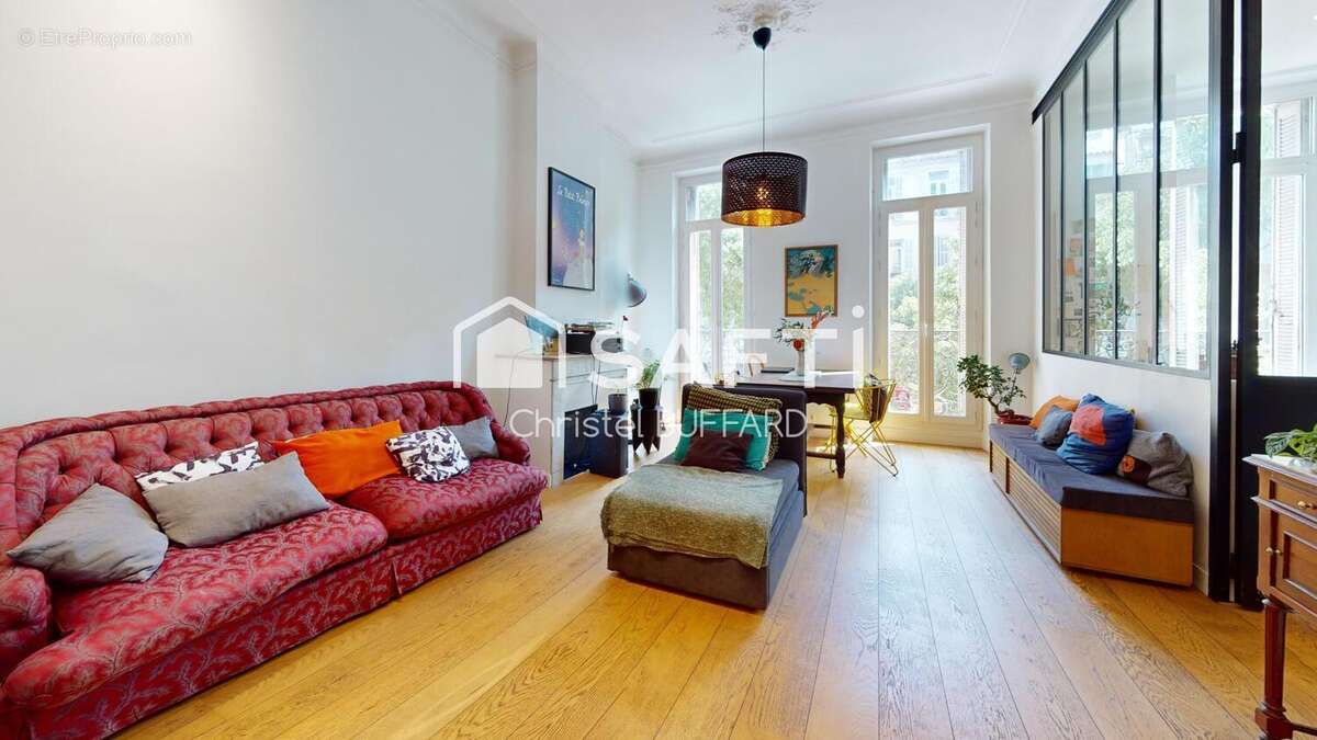 Photo 2 - Appartement à MARSEILLE-5E