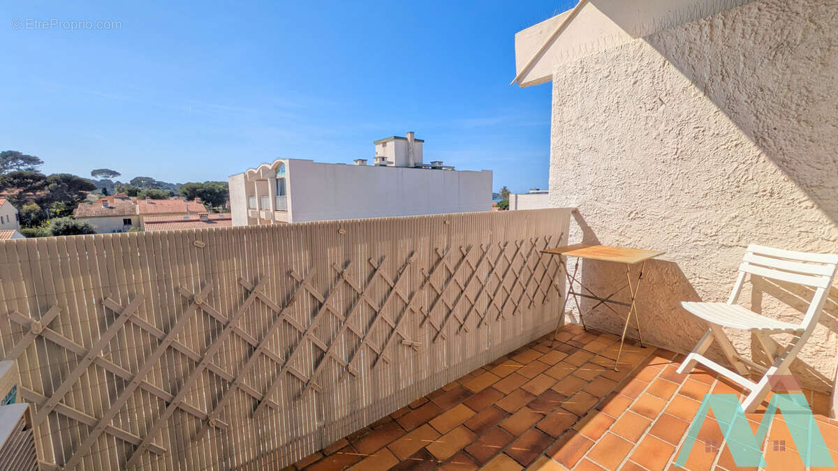 Appartement à SIX-FOURS-LES-PLAGES