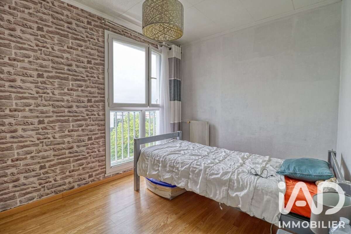 Photo 8 - Appartement à MONTIGNY-LES-CORMEILLES