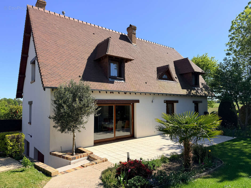Maison à FONTAINE-LA-MALLET