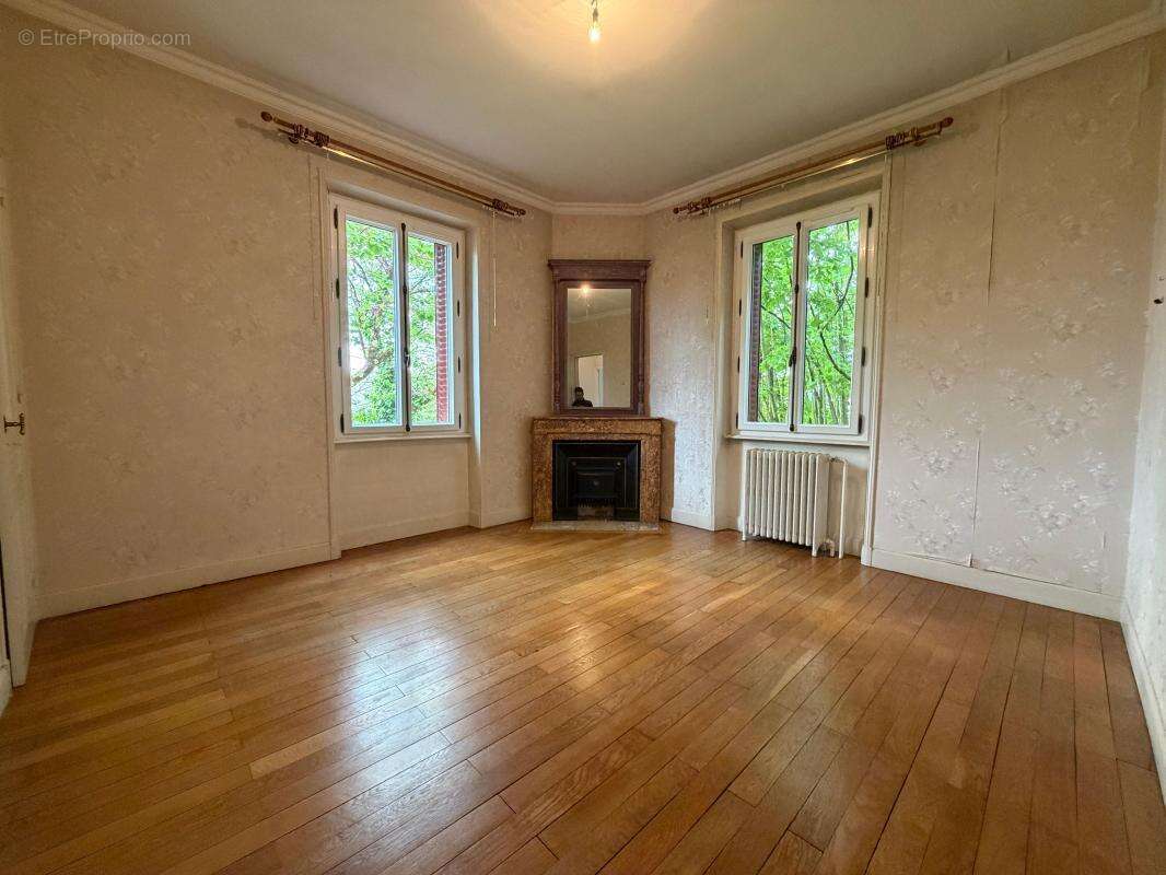 Maison de caractère avec fort potentiel de division – Investissement, projet familial ou marchand de biens - photo 7