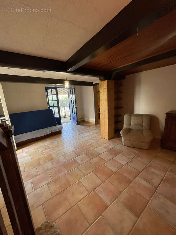 Dans un village de caractère au pied de la Montagne noire  -  Maison de village avec terrassse, jardinet, atel - photo 7