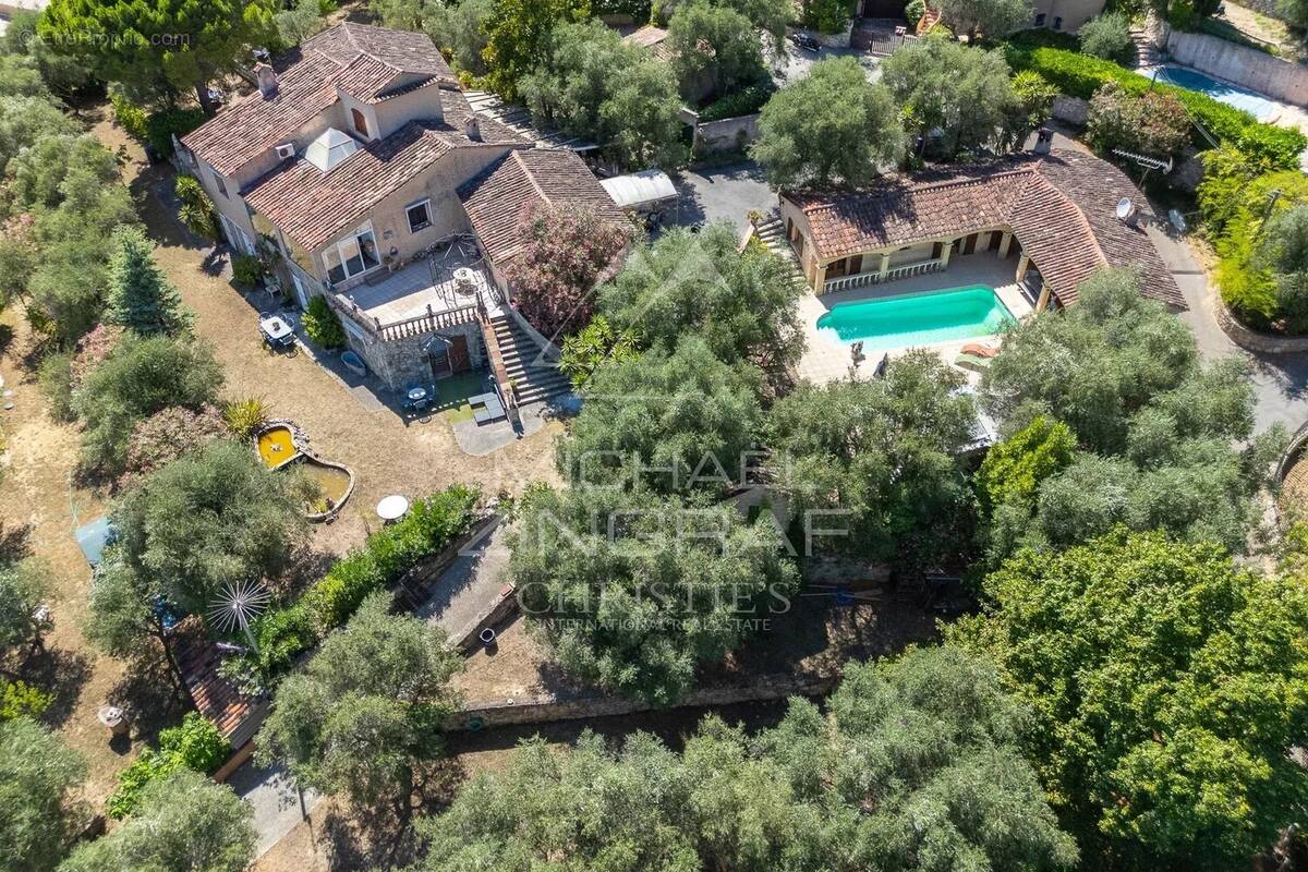 Maison à PEYMEINADE