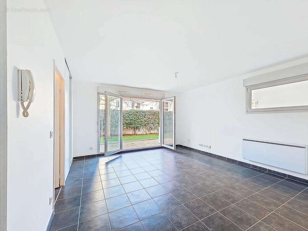 Appartement à LYON-8E