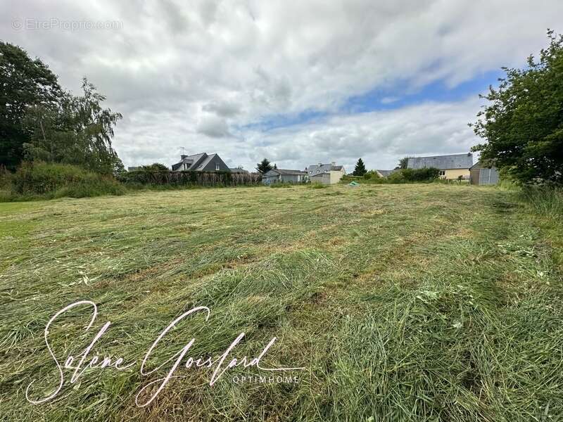 Terrain à RIEUX