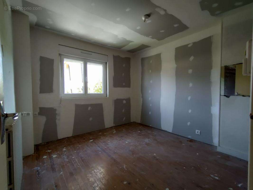 Maison T5 82m² - Noyon - 6630.1.4.4 - photo 7