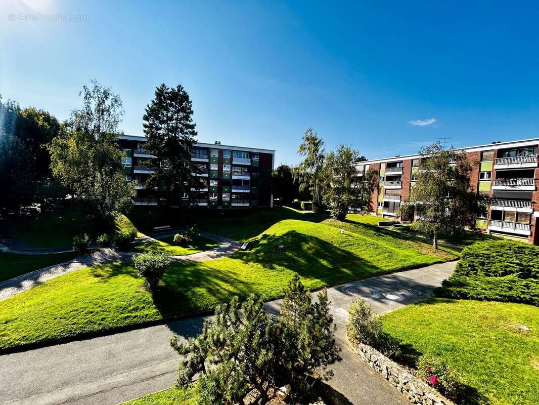 Appartement à SURVILLIERS