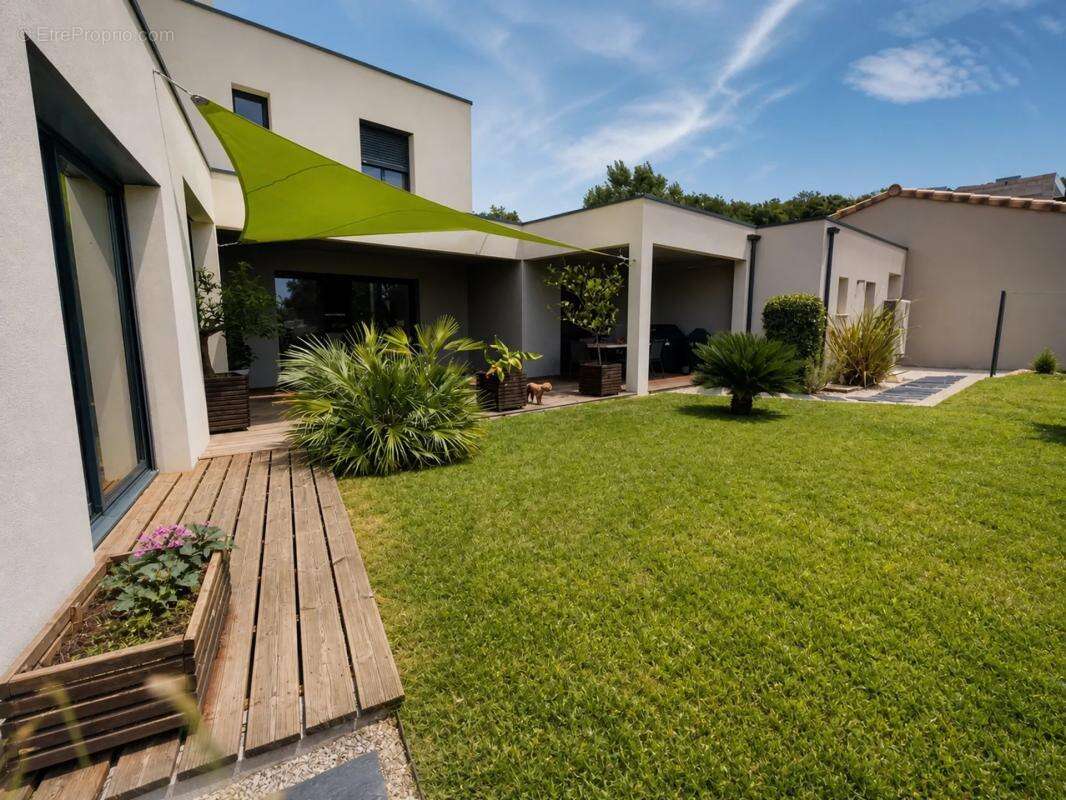 Maison contemporaine de 5 pièces de 176 m² à Montélimar - photo 20