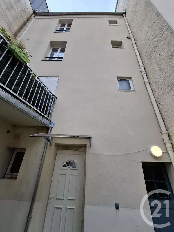 Appartement à CLICHY
