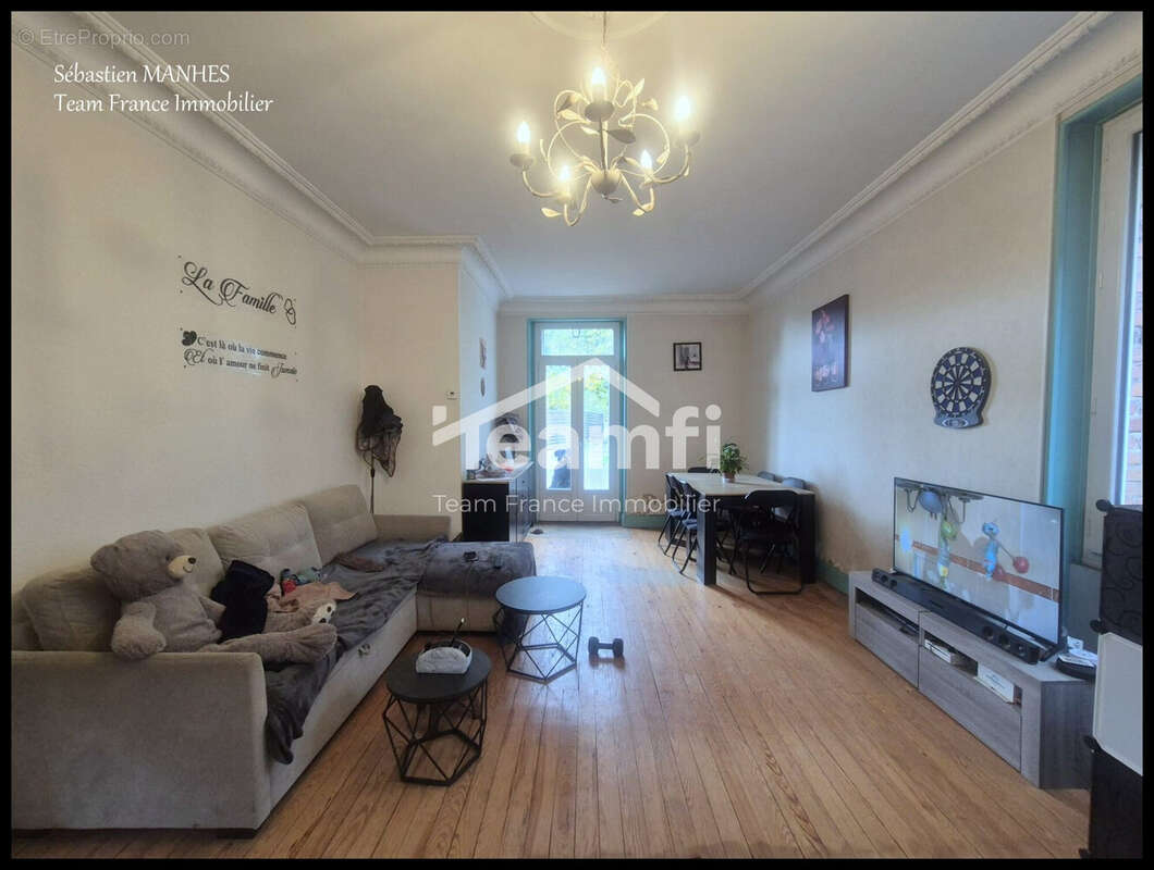 Maison à LA MONNERIE-LE-MONTEL