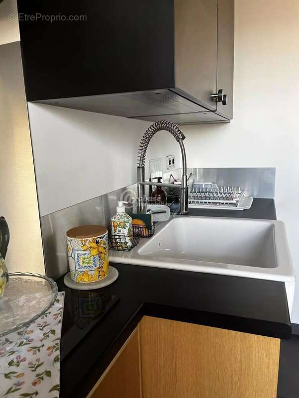 Appartement à MARSEILLE-1E