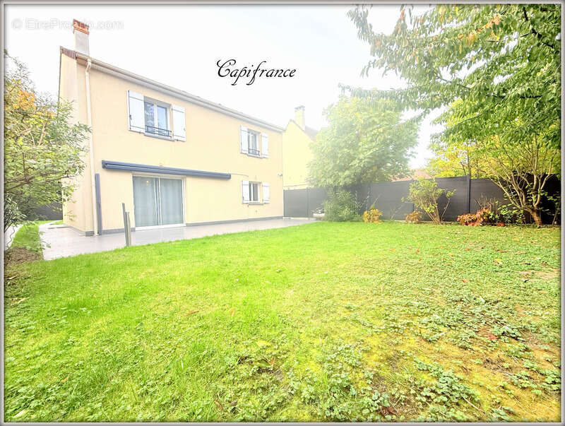 Maison à AULNAY-SOUS-BOIS