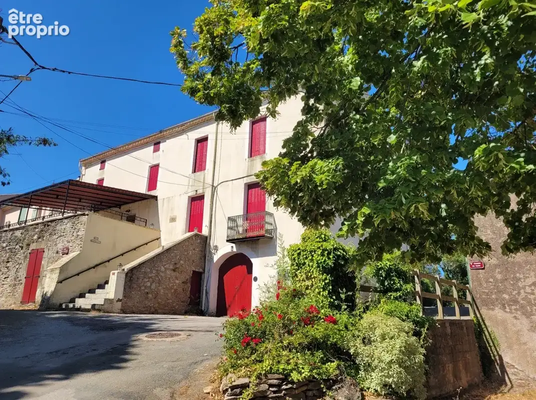 Maison 10 pièces 250 m² · à Faugères · 250 m² · 549 000 €
