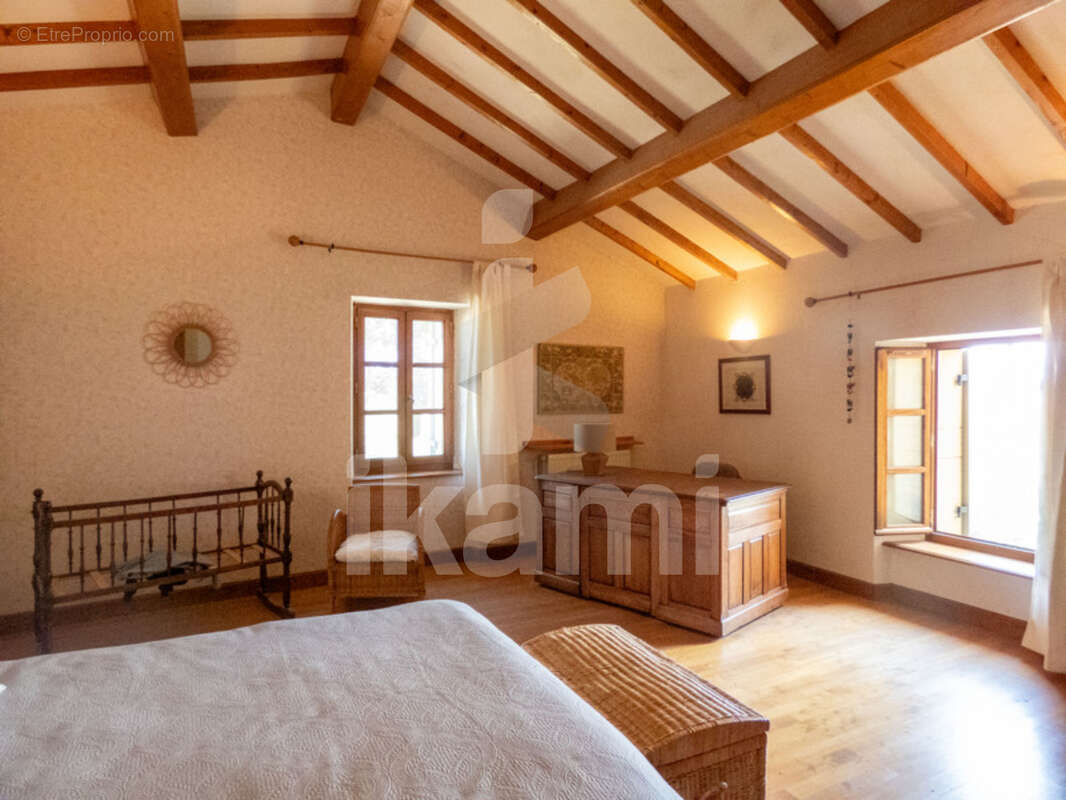 Maison à LA BEGUDE-DE-MAZENC