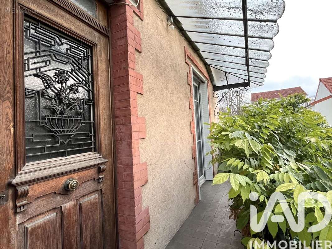 Photo 3 - Maison à RUEIL-MALMAISON