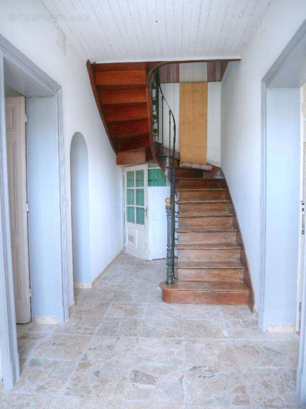 Maison à LAVARDAC