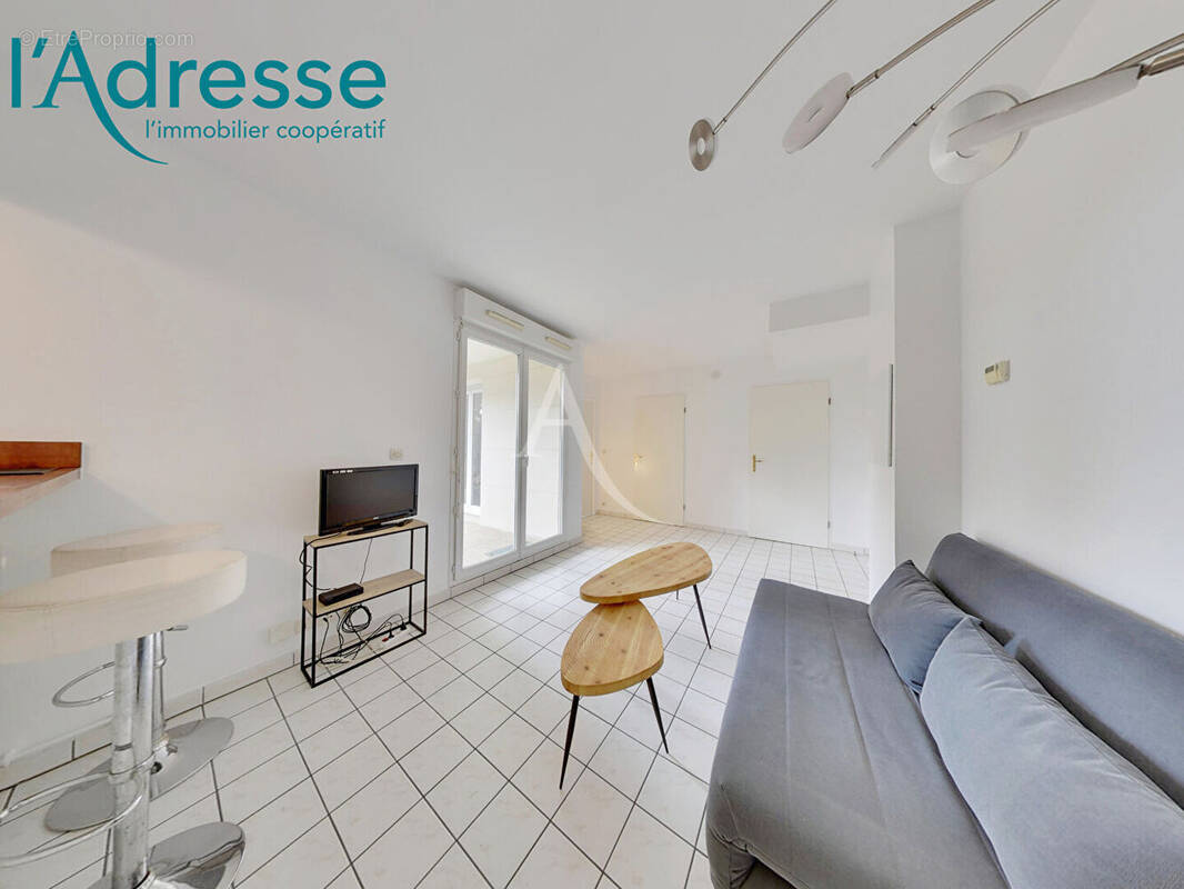 Appartement à EMERAINVILLE