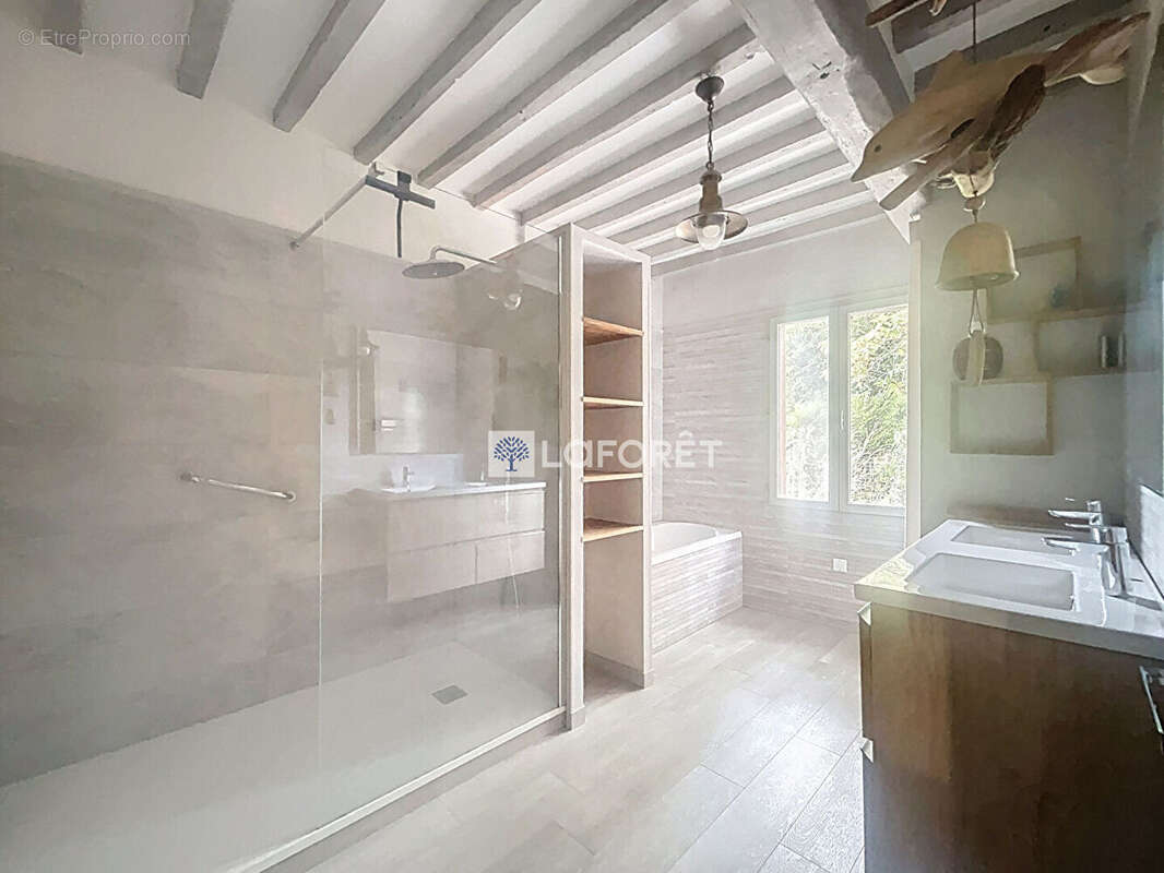 Maison à VILLESELVE