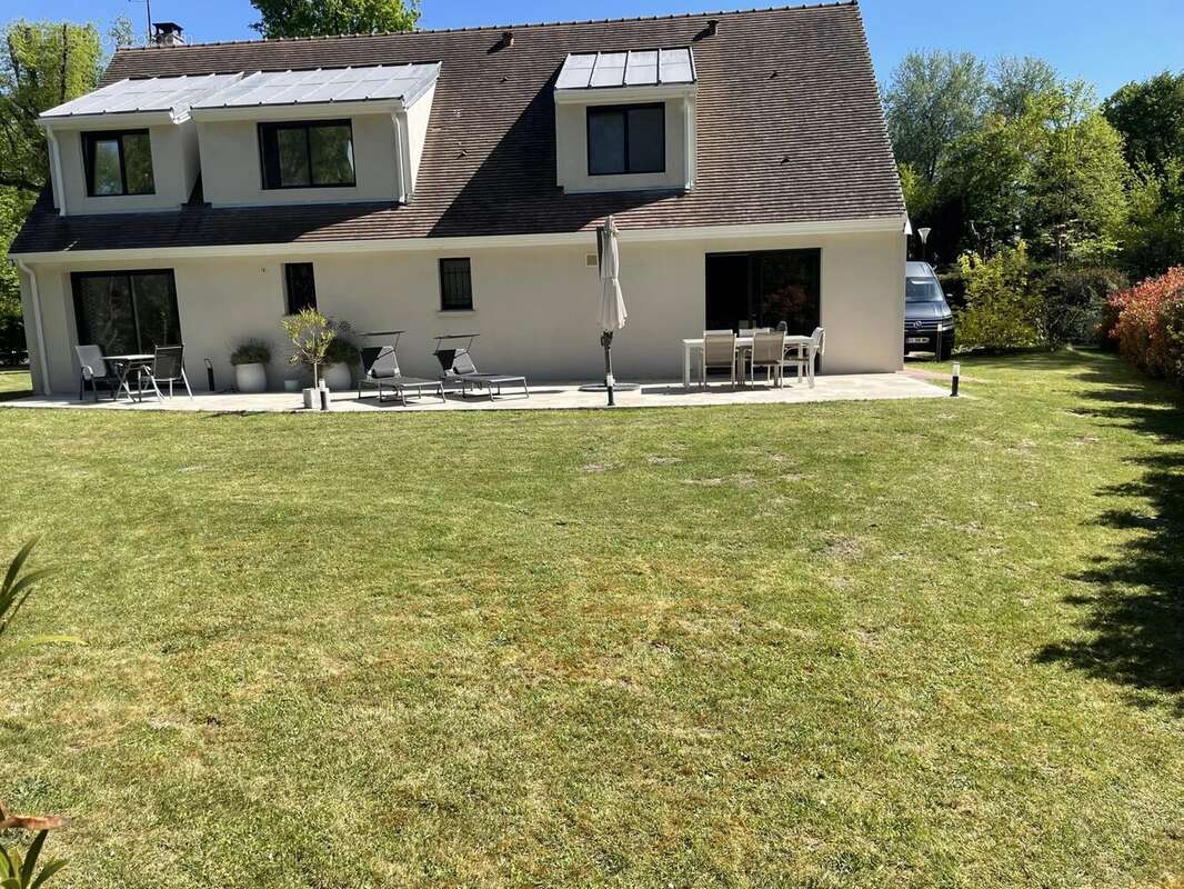 Maison à MILLY-LA-FORET