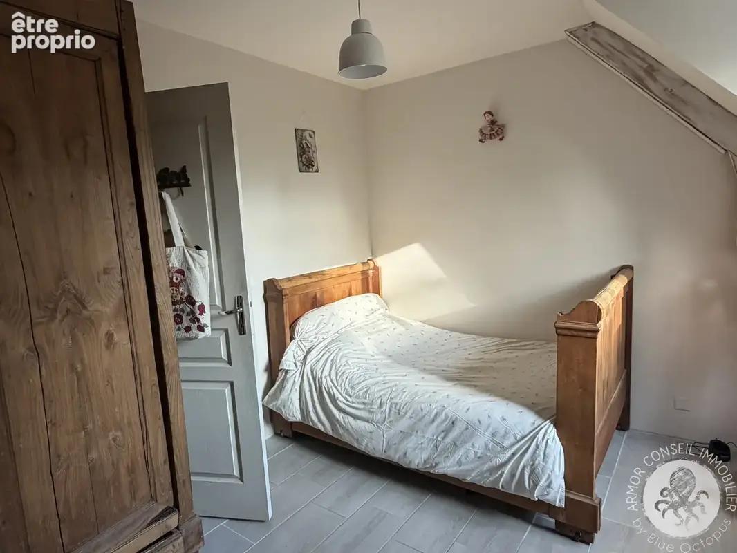 À vendre   maison avec grand terrain boisé à jugon-les-lacs - photo 13
