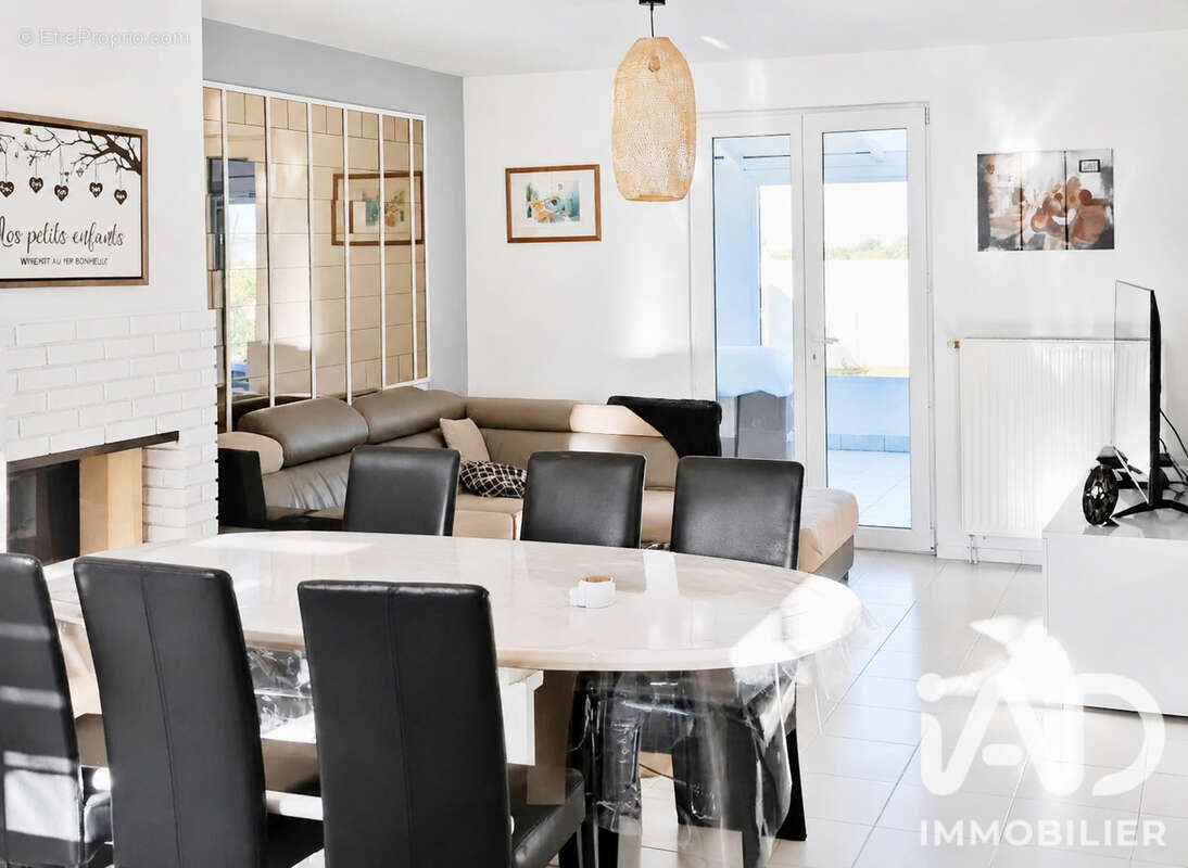 Maison 120 m² à Breteuil  - photo 2